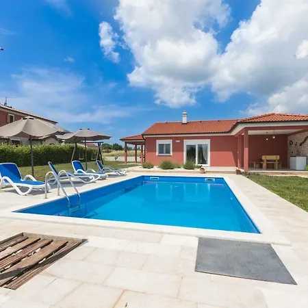 Kata Villa